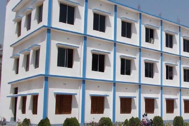 Abdur Rahim Panchanan Pal Institution campus in Murshidabad, West Bengal, India — photo 2