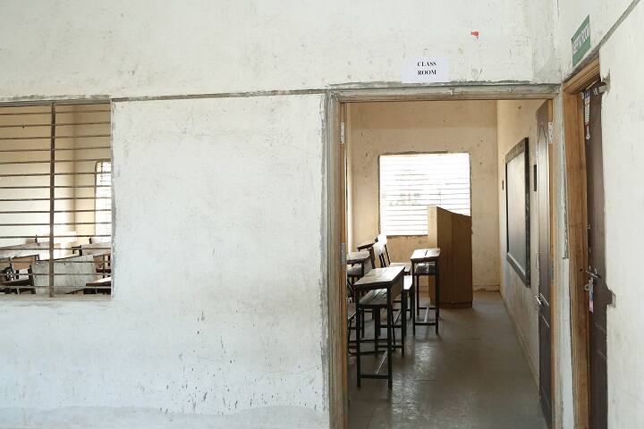 Uttamrao Deshmukh Institute of Pharmacy campus in Hingoli, Maharashtra, India — photo 2