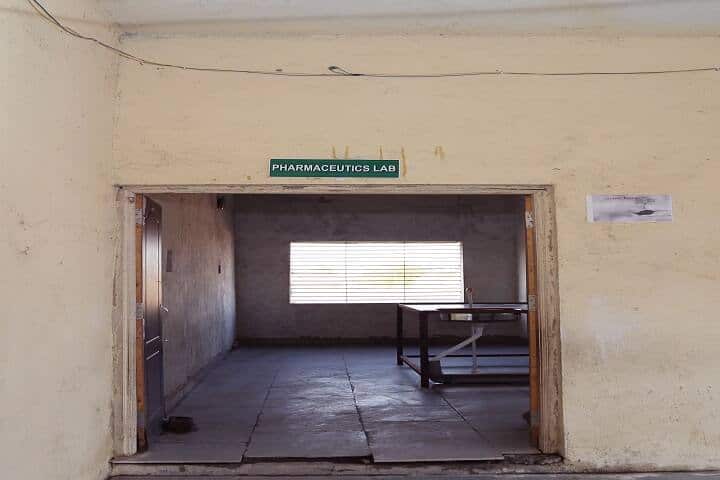 Uttamrao Deshmukh Institute of Pharmacy campus in Hingoli, Maharashtra, India — photo 4
