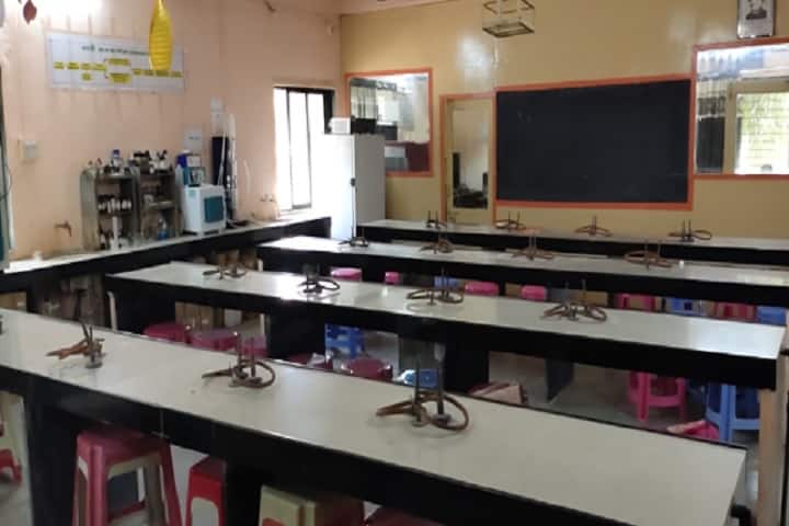 ST Co-Op Education Society's Science Senior College campus in Nandurbar, Maharashtra, India — photo 6