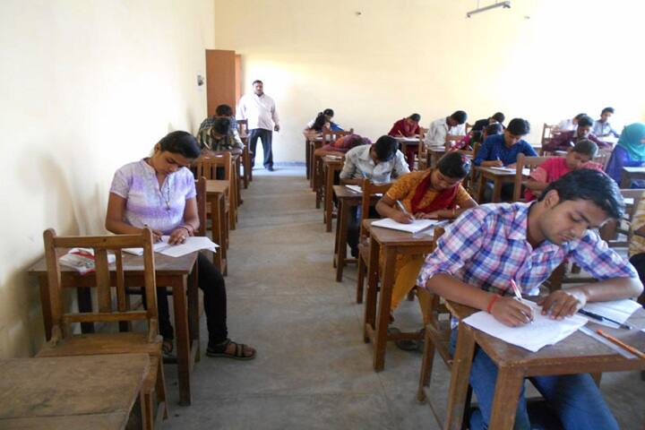 Sant Kavi Baba Baijnath PG College campus in Barabanki, Uttar Pradesh, India — photo 5