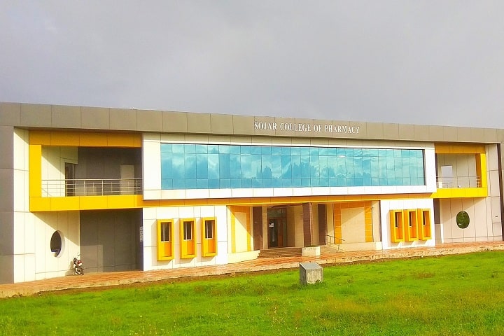 Sojar College of Pharmacy campus in Barshi, Maharashtra, India — photo 1