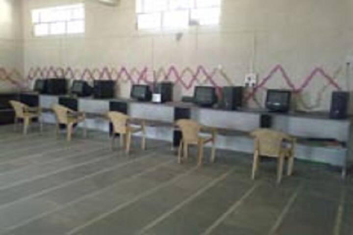 Sojar College of Pharmacy campus in Barshi, Maharashtra, India — photo 4