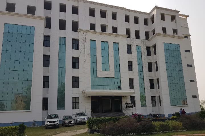 SNS College of Pharmacy campus in Motihari, Bihar, India — photo 1