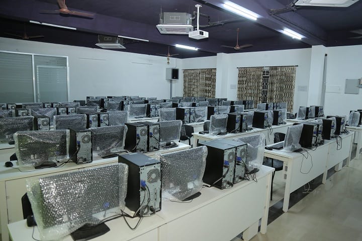 SNS College of Pharmacy and Health Sciences campus in Coimbatore, Tamil Nadu, India — photo 2