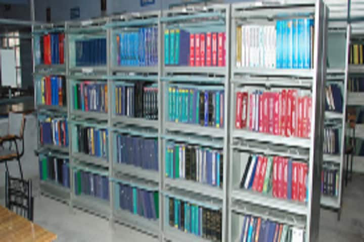 Ravindra Vidya Prasarak Mandal Institute of Pharmacy campus in Nashik, Maharashtra, India — photo 6