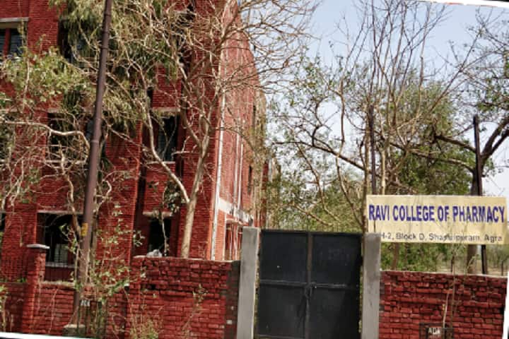 Ravi College of Pharmacy campus in Agra, Uttar Pradesh, India — photo 1