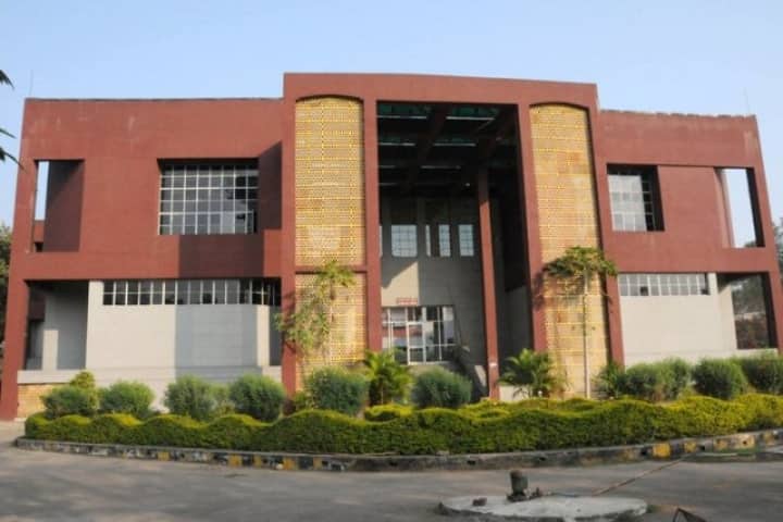 IIT ISM Dhanbad campus in Dhanbad, Jharkhand, India — photo 3