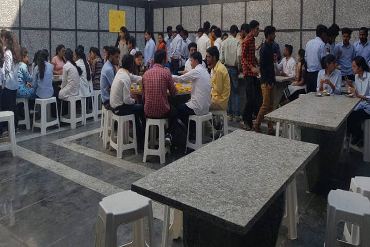 Ratnadeep Pharmacy College campus in Jamkhed, Maharashtra, India — photo 2