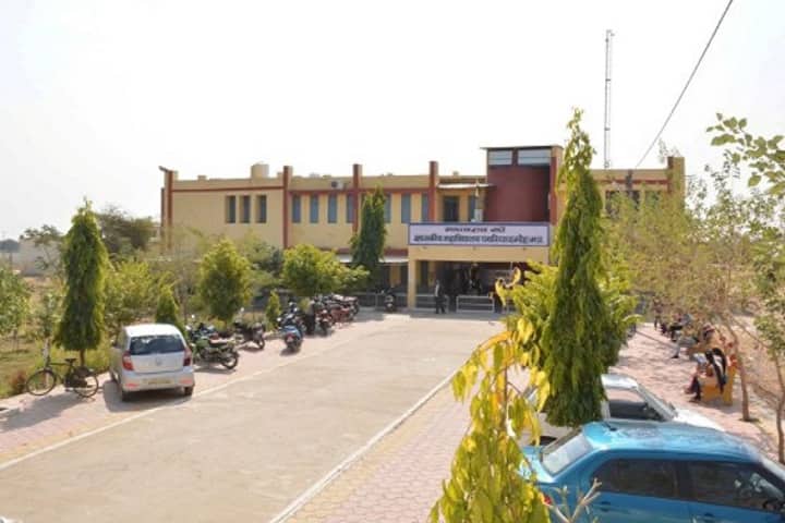 Government College campus in Patharia, Madhya Pradesh, India — photo 3