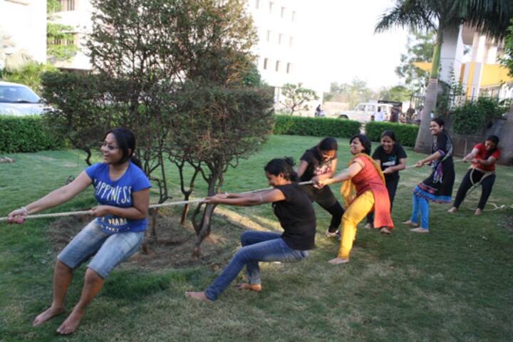 Dr DY Patil B School campus in Pune, Maharashtra, India — photo 2