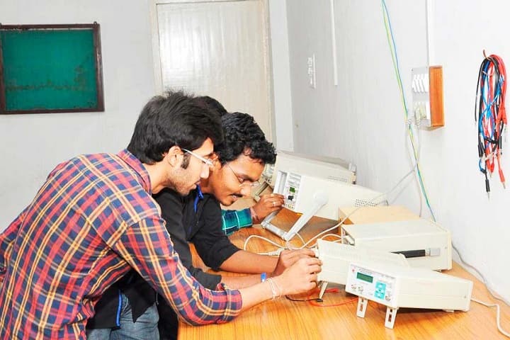 Laljibhai Chaturbhai Institute of Technology campus in Visnagar, Gujarat, India — photo 5
