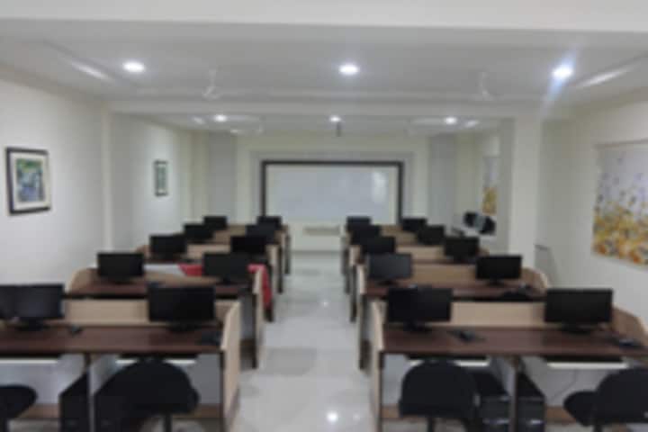Suyash College of Education campus in Nagpur, Maharashtra, India — photo 1