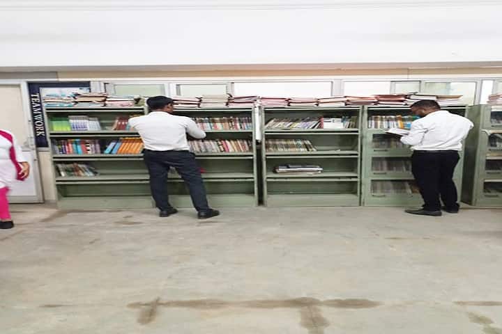 Chirayu KC Bajaj College of Education campus in Nagpur, Maharashtra, India — photo 4