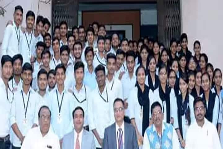Smt Sharadchandrika Suresh Patil Institute of Technology D Pharmacy campus in Chopda, Maharashtra, India — photo 5