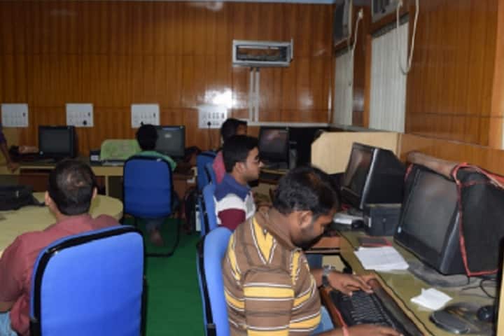 Chandernagore Government College campus in Chandannagar, West Bengal, India — photo 2