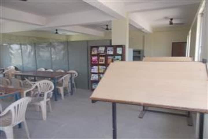 KD Pawar College of Physical Education campus in Savner, Maharashtra, India — photo 5