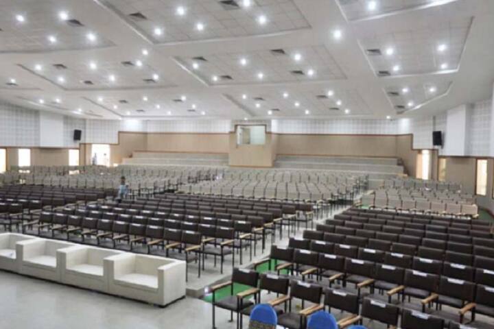 Dr D Veerendra Heggade Institute of Management Studies and Research campus in Dharwad, Karnataka, India — photo 4