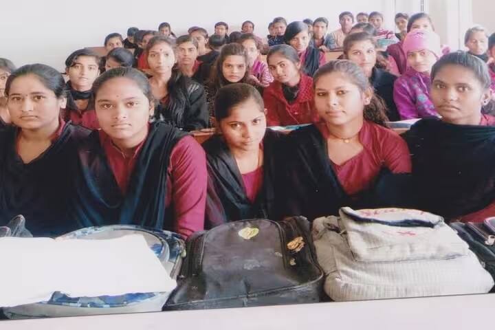 Shobha Singh Yadav Government College campus in Jabalpur, Madhya Pradesh, India — photo 2