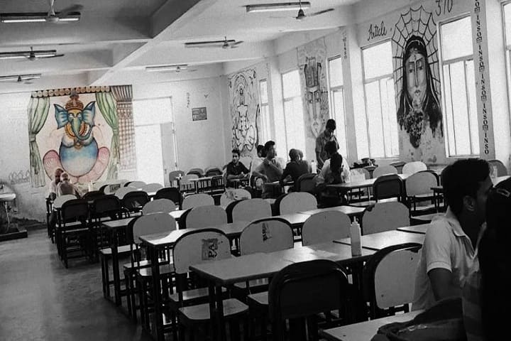 Satyawati College campus in New Delhi, Delhi, India — photo 6