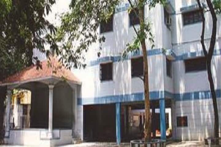 UCA College of Paramedical Sciences campus in Chennai, Tamil Nadu, India — photo 1