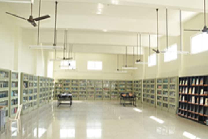 Sivaraj Naturopathy and Yoga Medical College campus in Salem, Tamil Nadu, India — photo 3