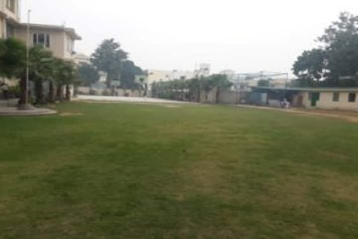 Innocent Heart College of Education campus in Jalandhar, Punjab, India — photo 5