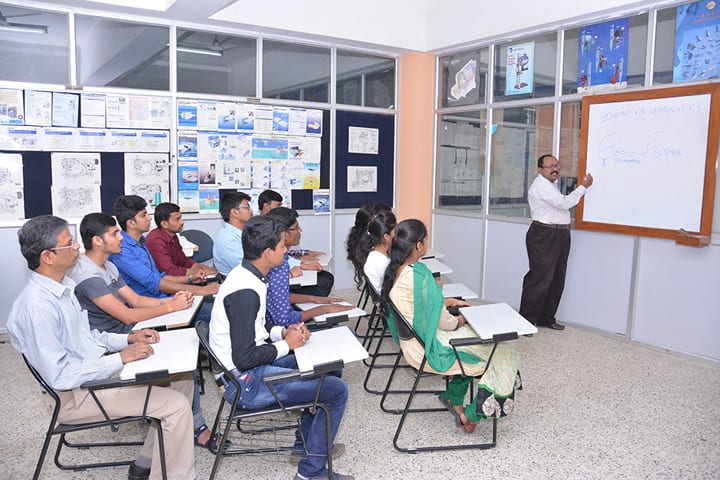 ALT Training College campus in Ahmedabad, Gujarat, India — photo 1