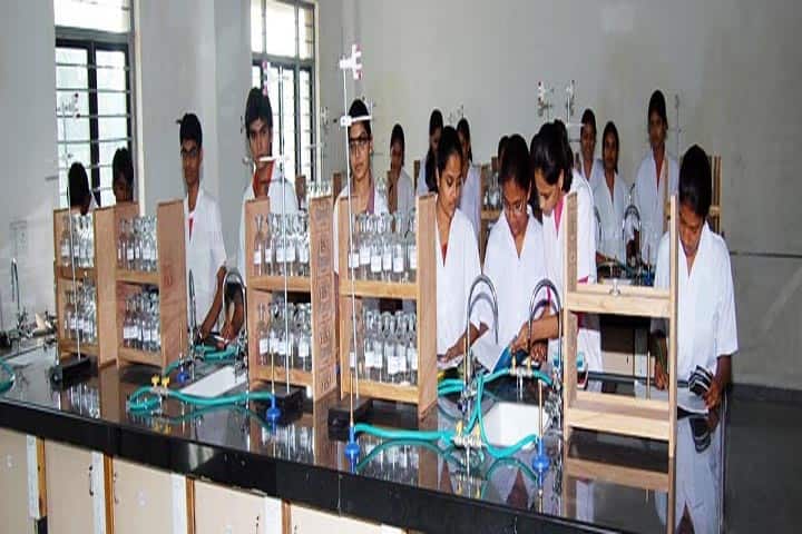 Smt NM Padalia Pharmacy College campus in Ahmedabad, Gujarat, India — photo 4
