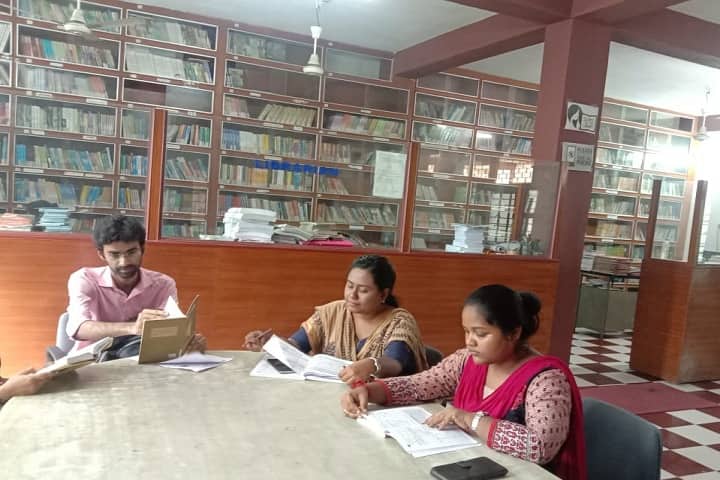 Madhyamgram B Ed College campus in Kolkata, West Bengal, India — photo 3