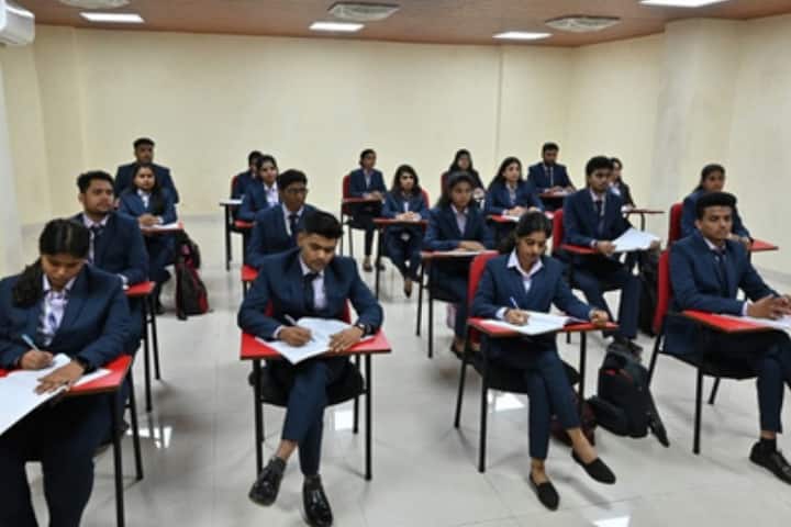 Smt Jayshree Sharadchandra Kothari Business School campus in Mumbai City, Maharashtra, India — photo 3