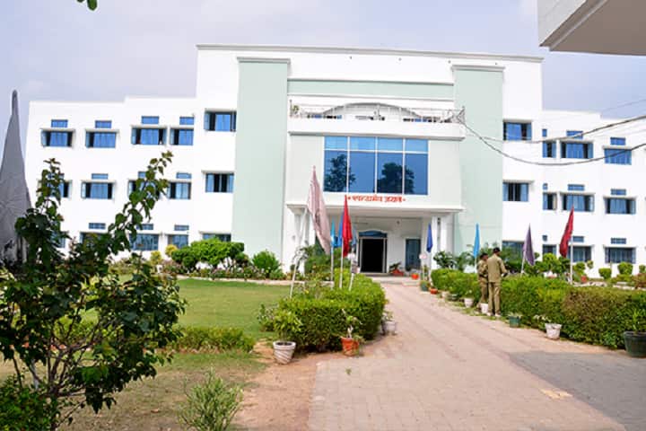 Tagore College of Education campus in Bhiwani, Haryana, India — photo 1