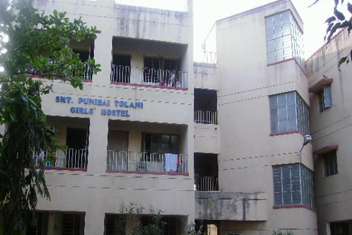 Tolani Institute of Pharmacy campus in Bhuj, Gujarat, India — photo 5