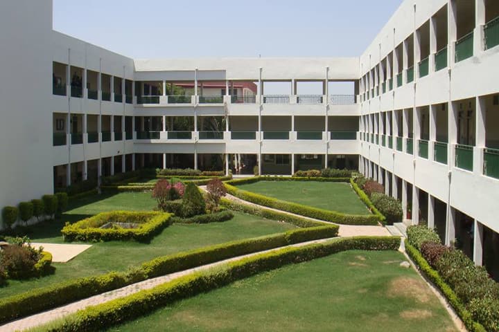 Sagar Institute of Research and Technology campus in Indore, Madhya Pradesh, India — photo 2