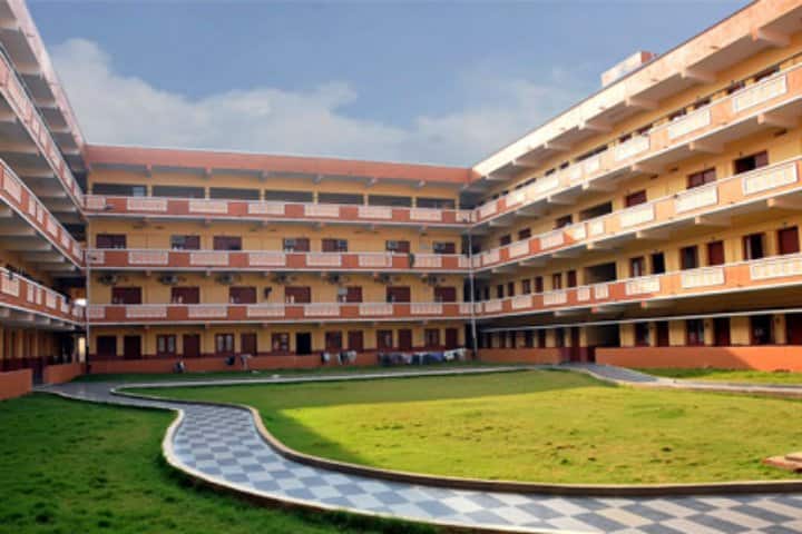 Vel Tech Chennai campus in Chennai, Tamil Nadu, India — photo 3