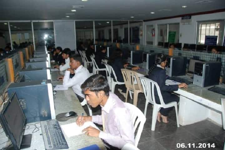 Vel Tech Chennai campus in Chennai, Tamil Nadu, India — photo 6