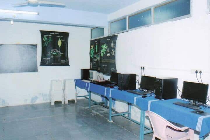 Tipu Sultan College of Pharmacy campus in Gulbarga, Karnataka, India — photo 5