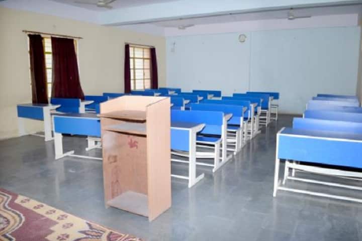 Matushri Ahilya Devi Teachers Education Institute campus in Indore, Madhya Pradesh, India — photo 4