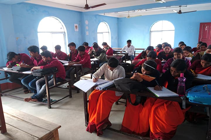 Moyna Vivekananda Mission Teachers Training College campus in Medinipur, West Bengal, India — photo 2