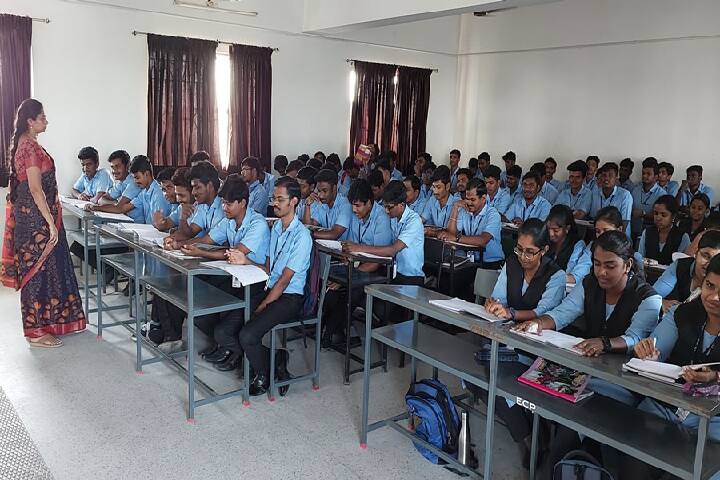 The Erode College of Pharmacy and Research Institute campus in Sanarpalayam, Tamil Nadu, India — photo 5
