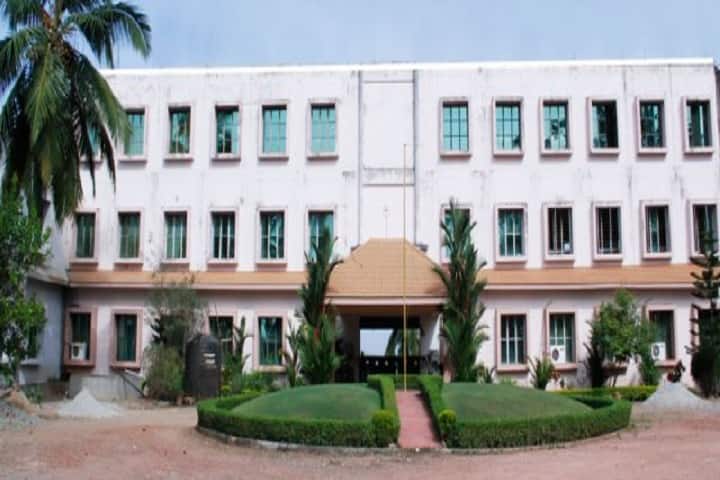 The Dale View College of Pharmacy and Research Centre campus in Trivandrum, Kerala, India — photo 1