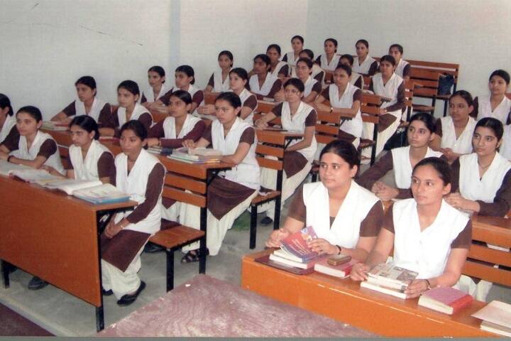 Thapar College of Pharmacy campus in Moga, Punjab, India — photo 4