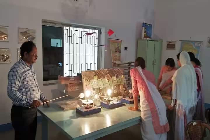 Chanchal B Ed College campus in Isadpur, West Bengal, India — photo 2