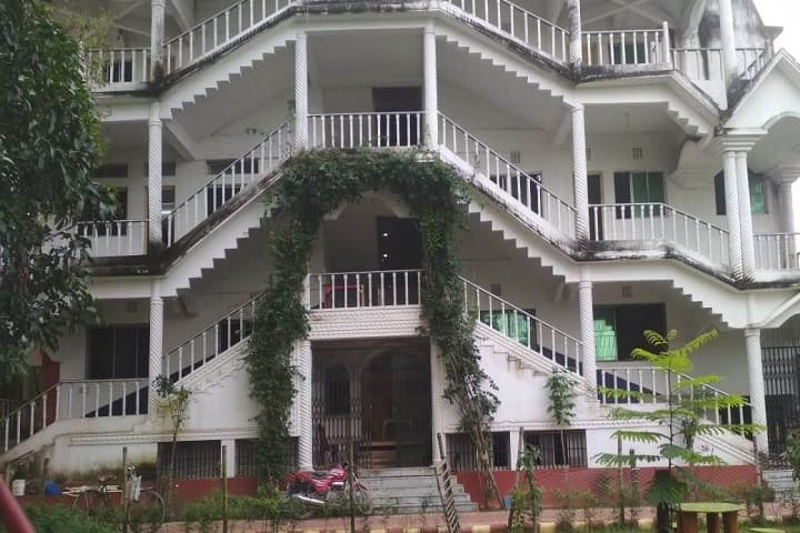 Holy Child B Ed College campus in Malda, West Bengal, India — photo 1