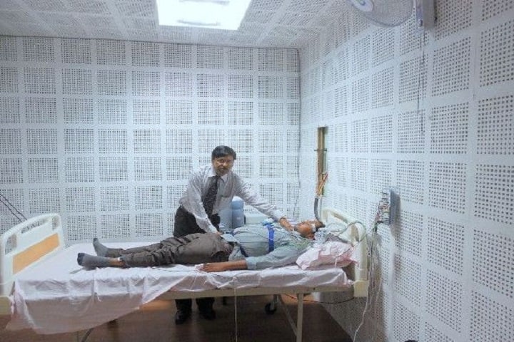 Institute of Psychiatry campus in Kolkata, West Bengal, India — photo 3
