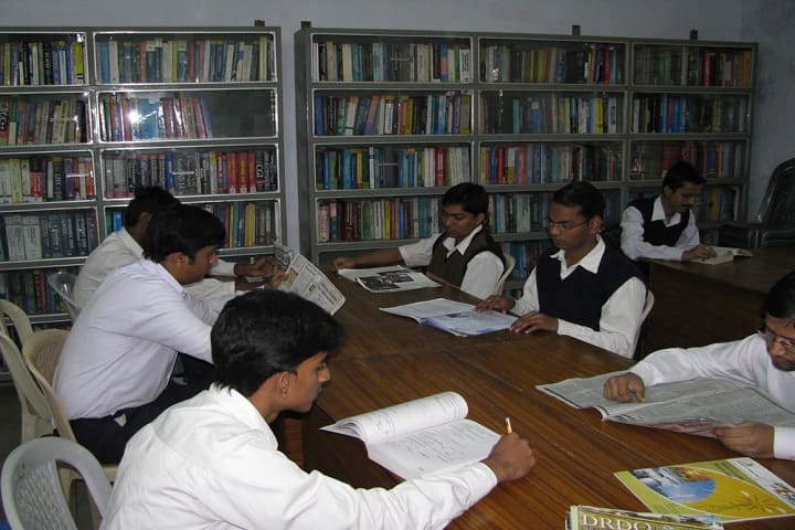 Murshidabad College of Engineering and Technology campus in Berhampore, West Bengal, India — photo 4