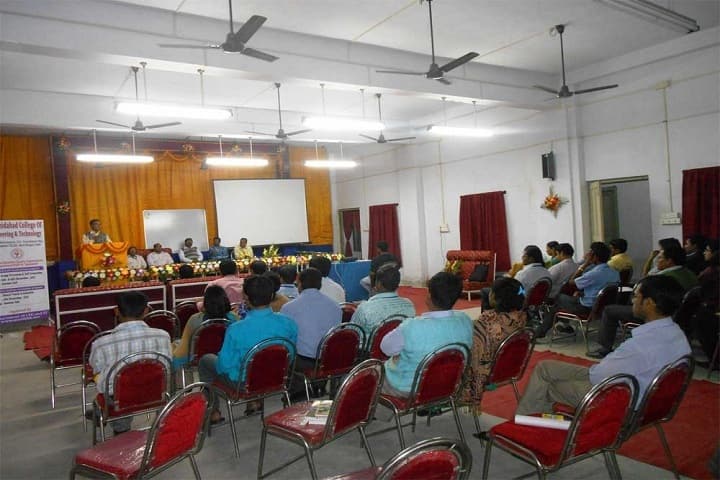 Murshidabad College of Engineering and Technology campus in Berhampore, West Bengal, India — photo 5