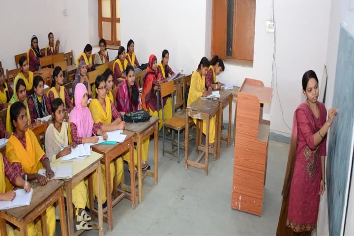 Netaji Subhash Chandra Bose Government Girls College campus in Seoni, Madhya Pradesh, India — photo 2