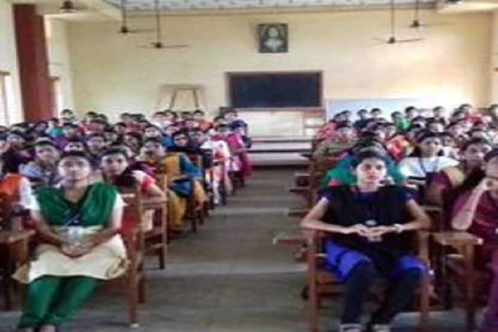 Irinjalakuda Cooperative School of Nursing campus in Thrissur, Kerala, India — photo 2