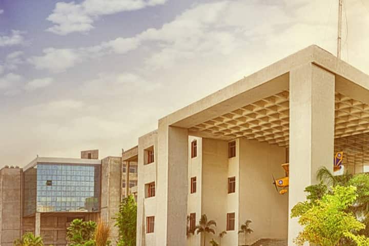 Indus Institute of Special Studies campus in Ahmedabad, Gujarat, India — photo 1